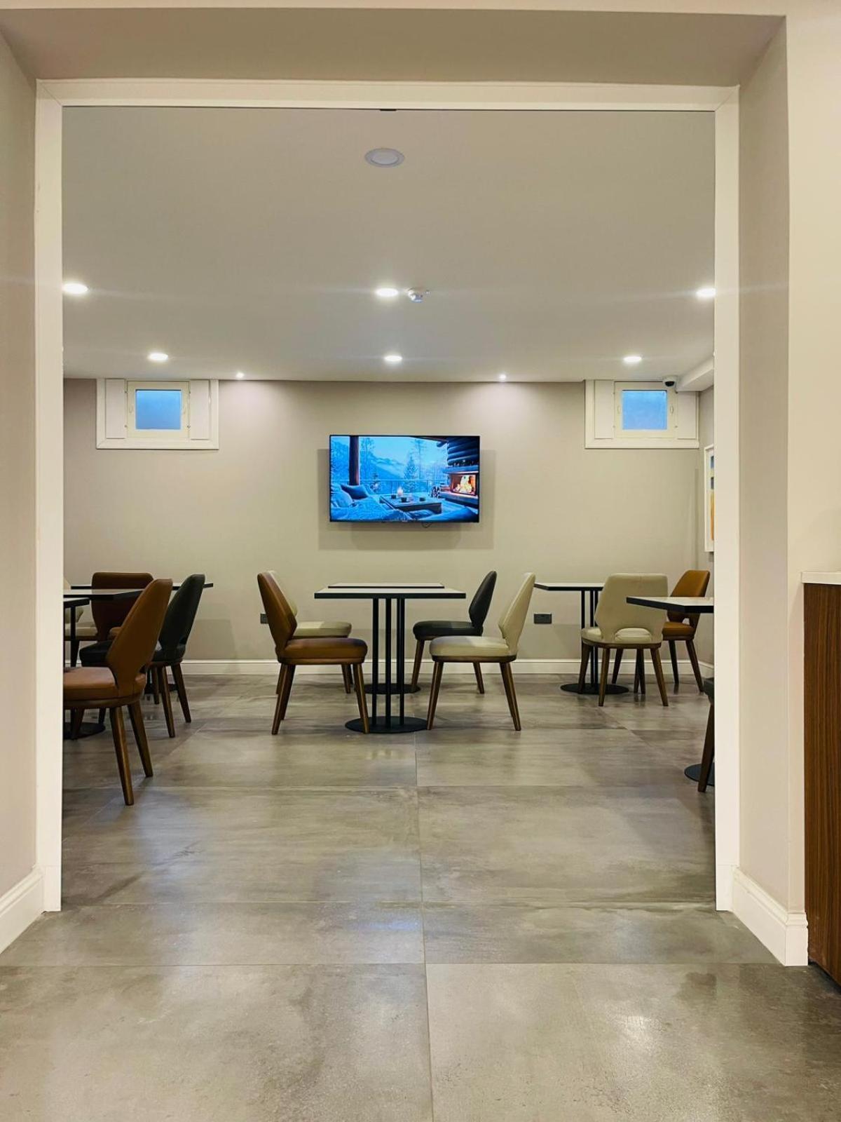 מדינה Howard House Hotel מראה חיצוני תמונה