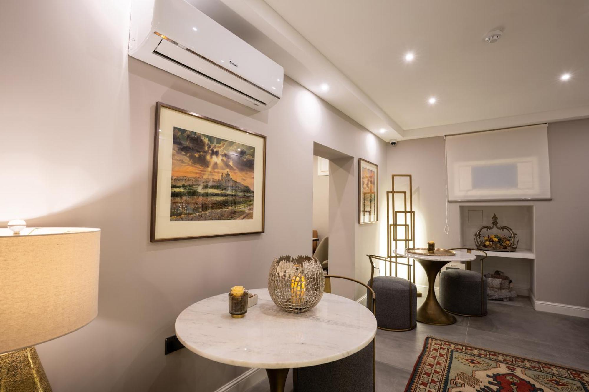 מדינה Howard House Hotel מראה חיצוני תמונה
